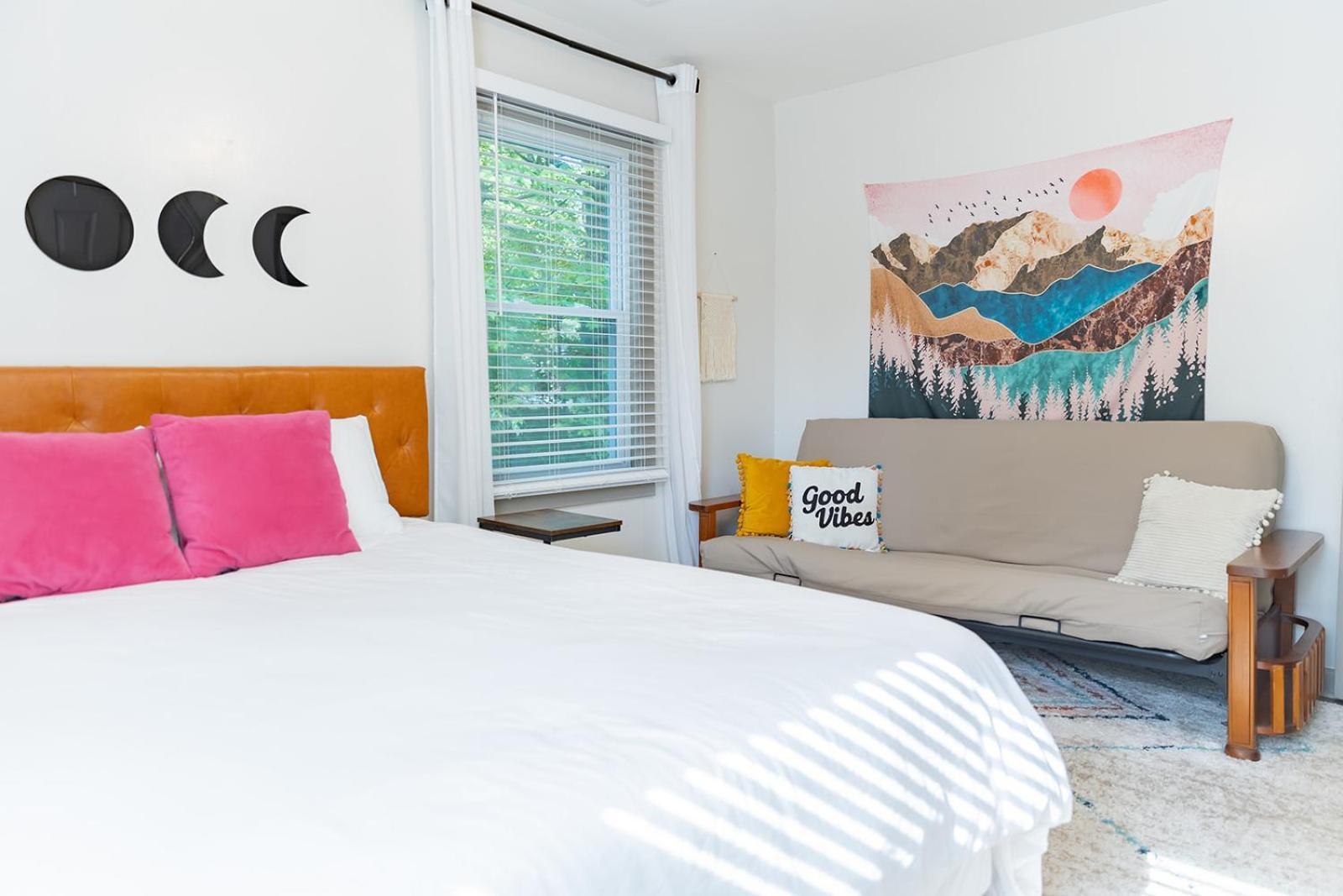 Blue Bungalow W/ Free Golf Cart 1/2 Mi From Square Covington Zewnętrze zdjęcie